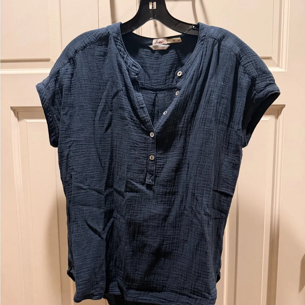 Faherty Dream Cotton Gauze Desmond Top XS - Picture 2 of 4